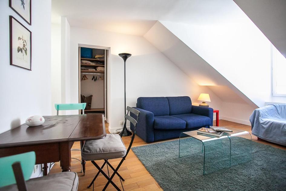 Apartment 1 Bedroom In Marais Paris