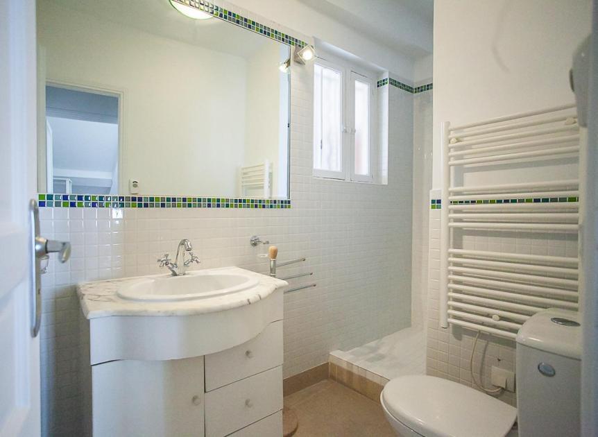 Apartment 1 Bedroom In Marais Paris